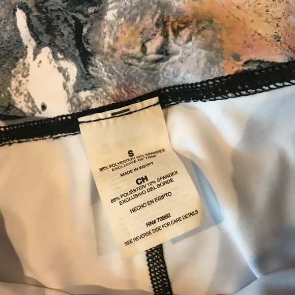 🚨🚨 SOLD 🚨🚨 Marble athletic leggings - Picture 6 of 7